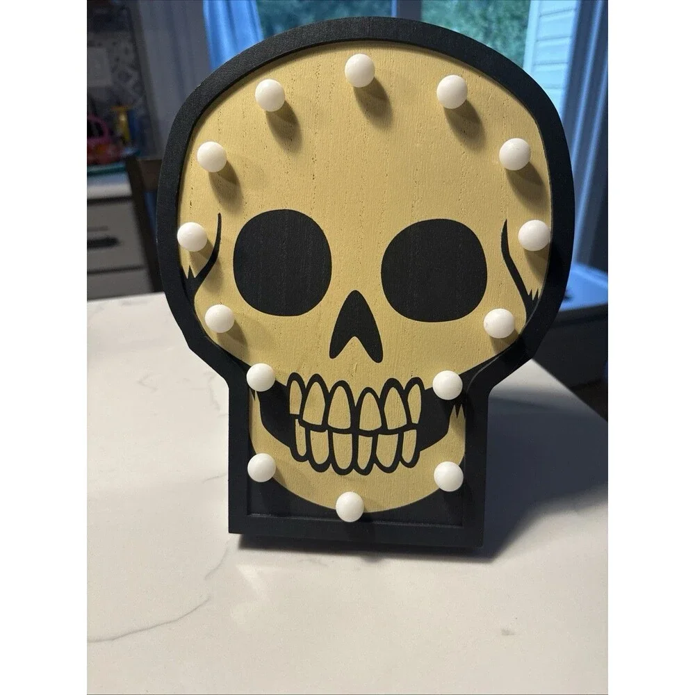Hyde & Eek Lit LED Light Up 10